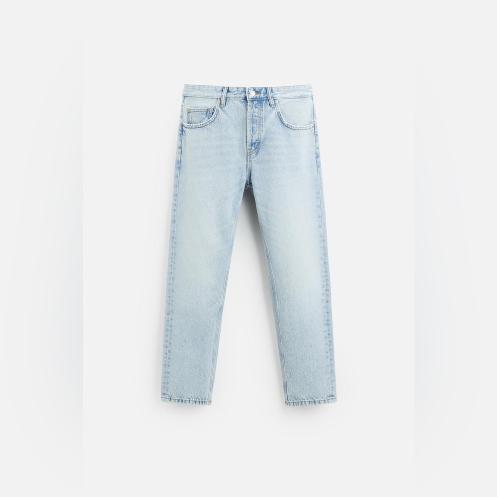 Zara Women’s High Rise Light Blue Straight Jeans Size 32 NWT